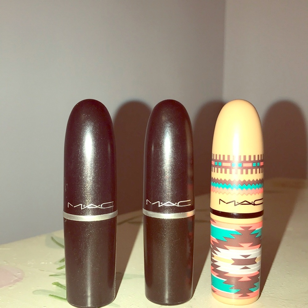 Mac nude tone lipsticks